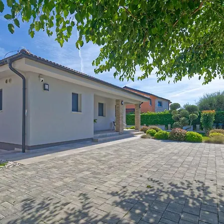Villa Tea By Rent Istria